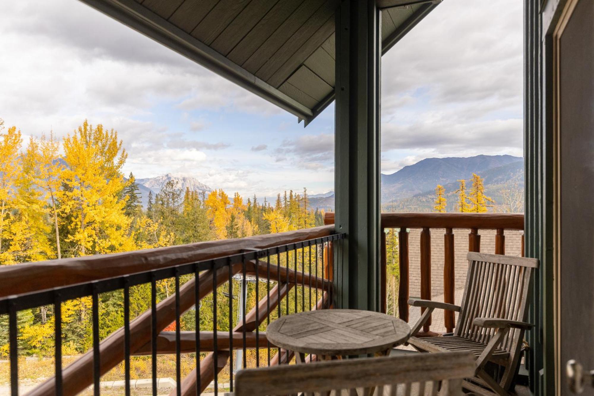 Snow Creek Lodge By Fernie Central Reservations Exteriör bild